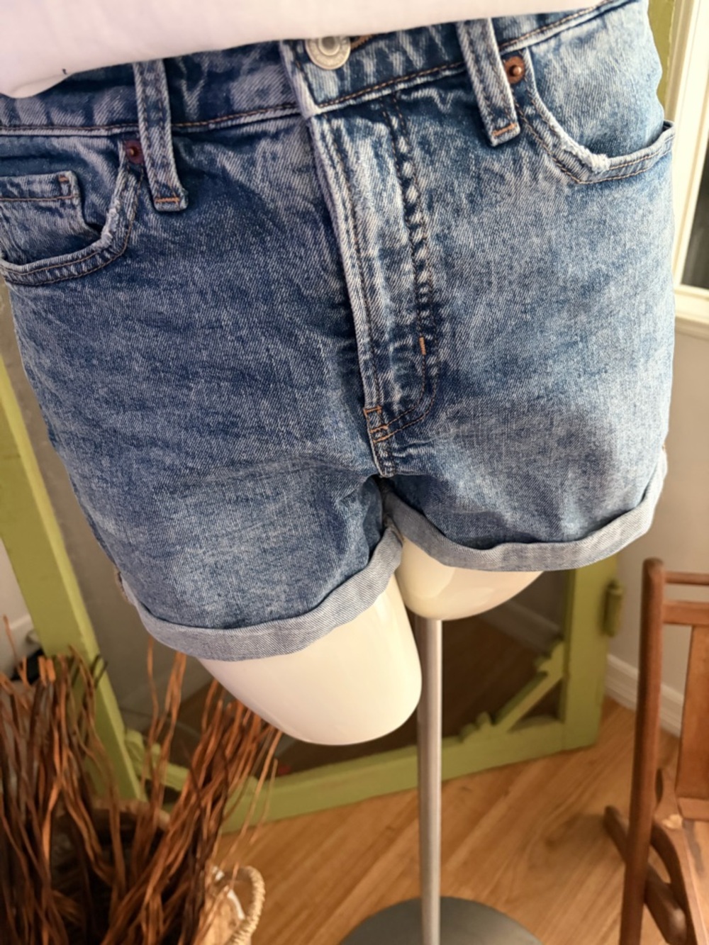 Old Navy OG High Rise Rolled Hem Denim Shorts